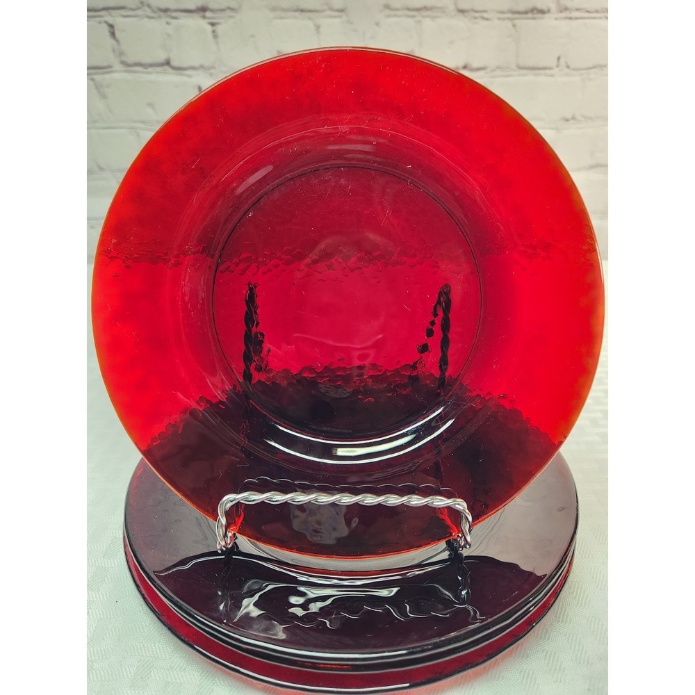 Luminarc‎ Arcoroc Versors Ruby Red 4 Salad Plates